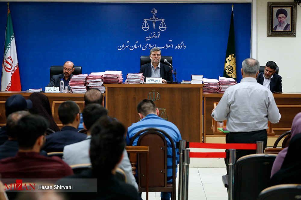 محکومیت ۱۵ نفر در پرونده کیمیا خودرو/ اقدامات مجرمانه محکومان در واسپاری بدون مجوز و مشارکت در کلاهبرداری شبکهای محکومیت ۱۵ نفر در پرونده کیمیا خودرو/ اقدامات مجرمانه محکومان در واسپاری بدون مجوز و مشارکت در کلاهبرداری شبکهای