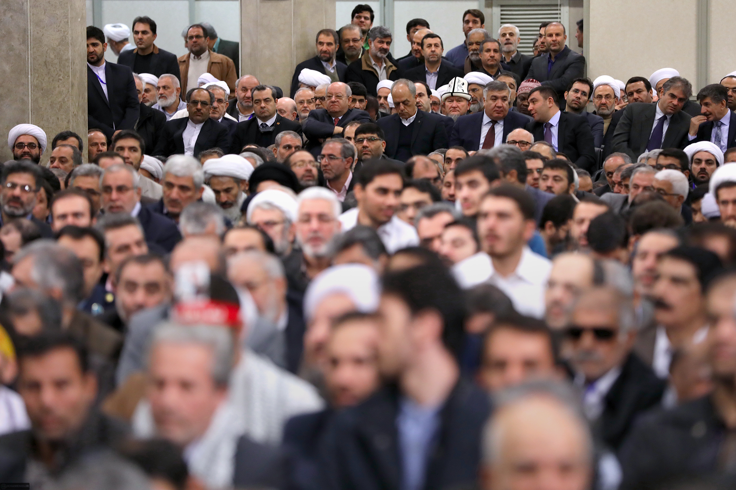 بیانات رهبر انقلاب در دیدار مسئولان نظام و میهمانان کنفرانس وحدت اسلامی مهمترین آمادگی امروز عبارت است از اتّحاد بین مسلمین / برحذر باشند مسلمانها از ایجاد اختلاف