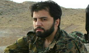 پیکر شهید مدافع حرم جواد الله‌کرم امشب در حرم مطهر رضوی طواف داده می‌شود