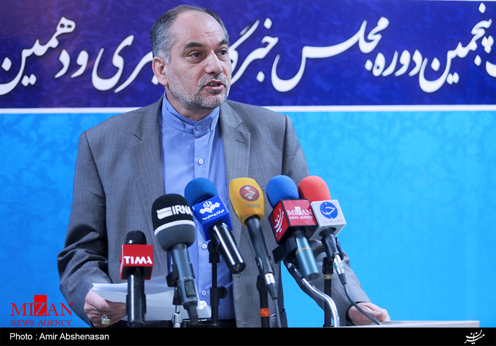 چند زن برای انتخابات خبرگان اعلام کاندیداتوری کردند؟