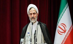 مبارزه با رشد فساد و به کارگیری افراد پاکدست از جمله الزامات مبارزه با فساد است