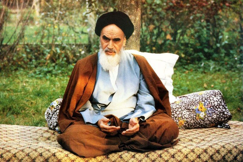 قوه قضاییه، که ملجا و پناهگاه مردم ستمدیده است، قوه‌ای است مستقل و هیچ مقامی حق دخالت در آن را ندارد
