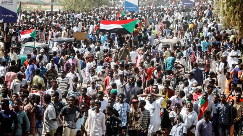 تحولات سیاسی آفریقا؛ کودتای نافرجام در سودان و بنین، ناآرامی و انفجار در اتیوپی تحولات سیاسی آفریقا؛ کودتای نافرجام در سودان و بنین، ناآرامی و انفجار در اتیوپی