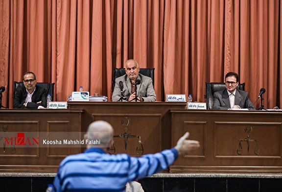 نماینده دادستان:  طبری اگر در روما ضرر کرد چرا در فلورا نیز پای معامله با کسی آمد که به او ضرر زده است