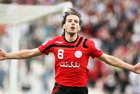 آرفی با پرسپولیس به توافق رسید