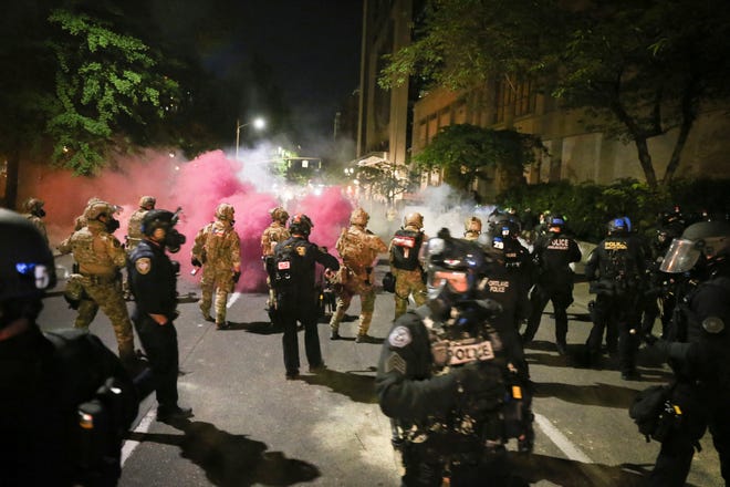 تحولات آمریکا؛ چهار زن سیاه پوست در میان گزینههای معاونت بایدن، افزایش شمار نظامیان آمریکایی در غرب آسیا تحولات آمریکا؛ چهار زن سیاه پوست در میان گزینههای معاونت بایدن، افزایش شمار نظامیان آمریکایی در غرب آسیا