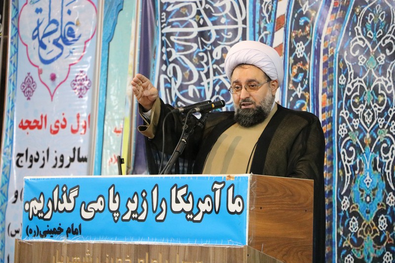 امام جمعه شهریار: نماز جمعه باید باعث رشد سیاسی و انقلابی شود