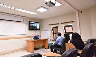 ۴۵ نفر از مراجعین به صورت ویدئو کنفرانس با رییس کل دادگستری استان ایلام دیدار کردند