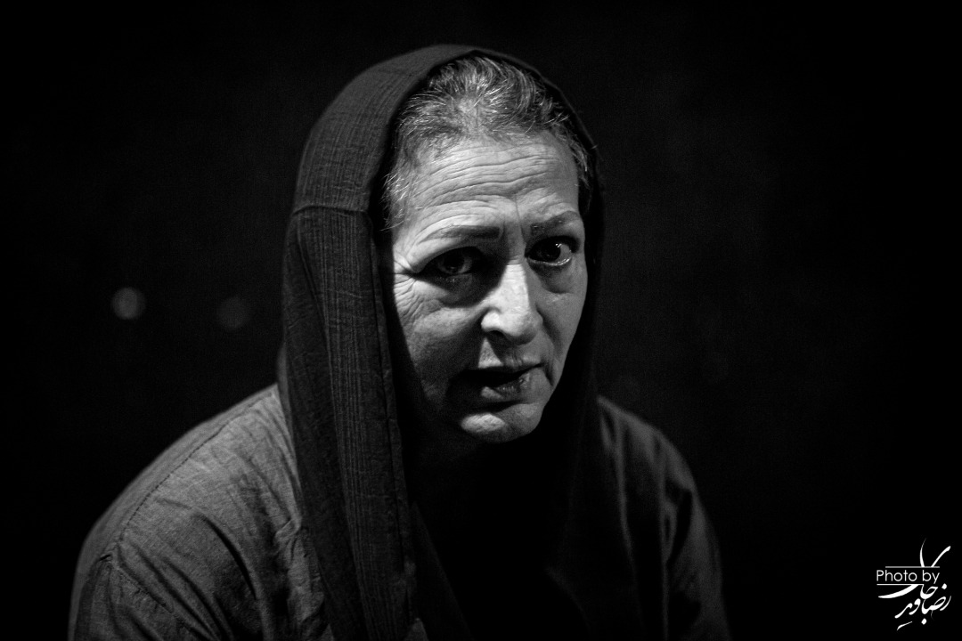 هما شهیدی زاده بازیگری زندگی من را عوض کرد/۶۳ سن دارم و میخوام بهترین بازیگر ایران بشوم