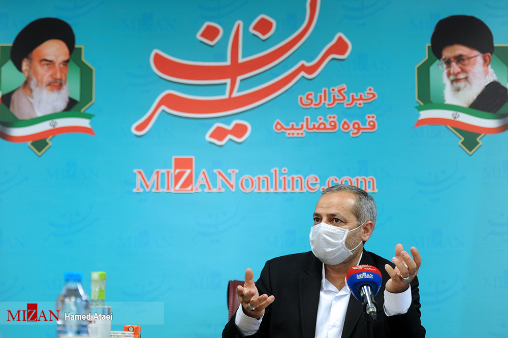 سامانه شاد و آسیب‌های فضای مجازی برای دانش آموزان