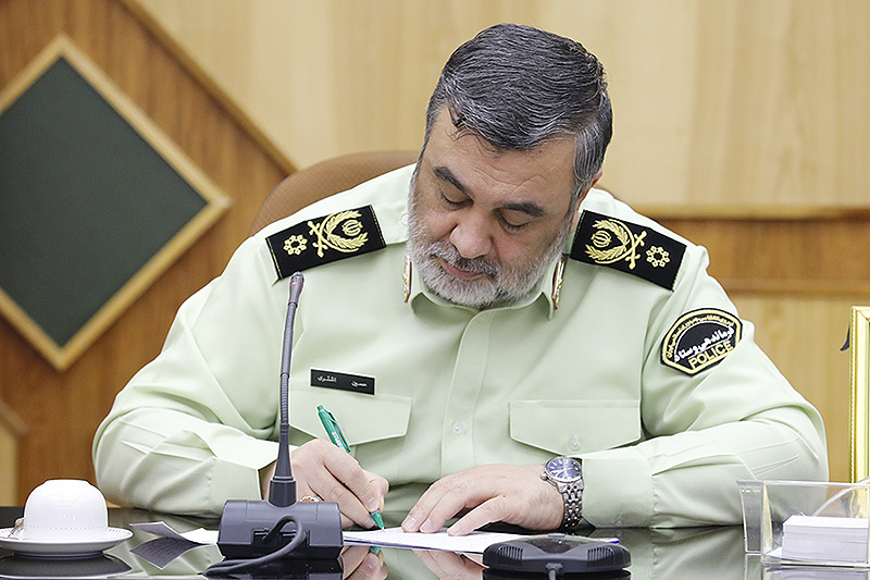 پیام فرمانده نیروی انتظامی به مناسبت روز خبرنگار