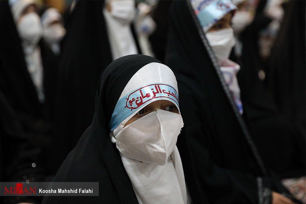 دیدار رییس دستگاه قضا با تعدادی از ایتام و خانوادههای تحت پوشش یکی از مراکز فرهنگی و جهادی اطراف تهران دیدار رییس دستگاه قضا با تعدادی از ایتام و خانوادههای تحت پوشش یکی از مراکز فرهنگی و جهادی اطراف تهران