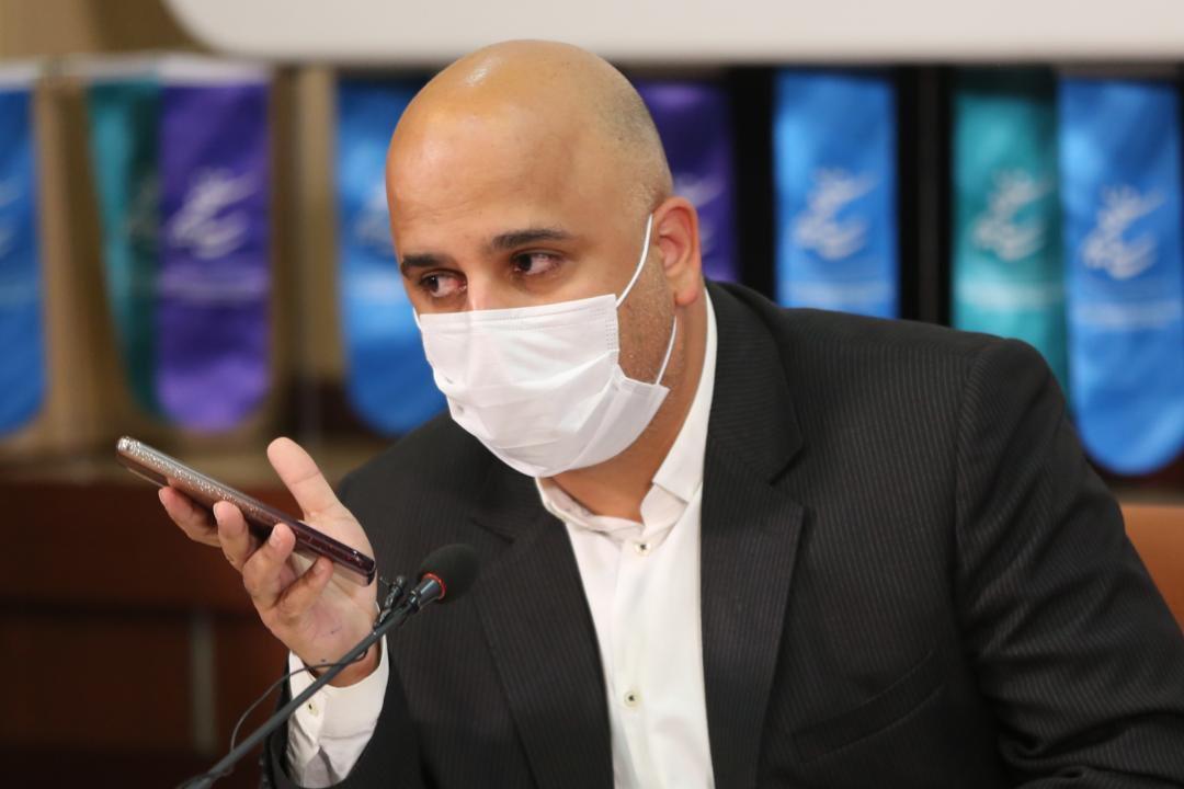حسین انتظامی انتظامی: برگزاری جشنواره فیلم فجر به صورت آنلاین دشوار است/اکران زیر نظر ستاد ملی مبارزه با کرونا