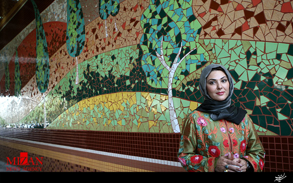 آیا خارج شدن از کشور راه حل مناسبی برای رهایی از پیشنهاد بی شرمانه است؟/حرف و عمل بازیگران خانم با هم تناقض دارد آیا خارج شدن از کشور راه حل مناسبی برای رهایی از پیشنهاد بی شرمانه است؟/حرف و عمل بازیگران خانم با هم تناقض دارد