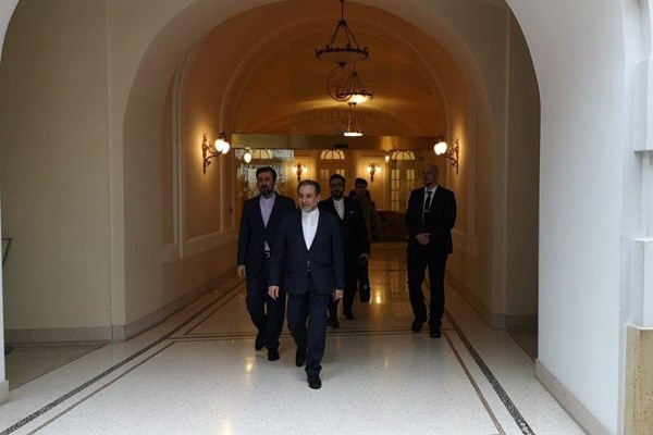 برگزاری مراسم تودیع و معارفه وزیر امور خارجه در دمشق برگزاری مراسم تودیع و معارفه وزیر امور خارجه در دمشق