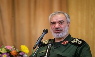 دریادار فدوی: شکست آمریکا در سوریه به‌واسطه حضور دلدادگان انقلاب اسلامی در میدان مبارزه است