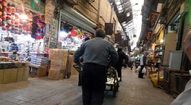 ساماندهی چرخ دستیهای بازار تهران ساماندهی چرخ دستیهای بازار تهران