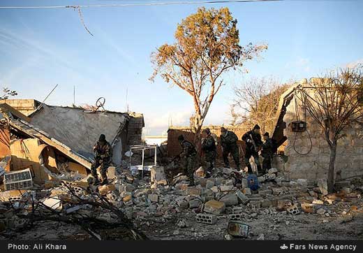آمادگی مدافعین حرم برای مقابله با تروریستها در حلب + تصاویر آمادگی مدافعین حرم برای مقابله با تروریستها در حلب + تصاویر