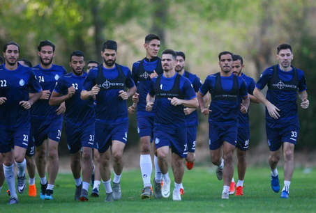تمرینات استقلال پشت درهای بسته