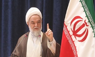 امام جمعه بجنورد: تغییرات در اقامه نماز جمعه با کارشناسانی بیشتری بررسی شود