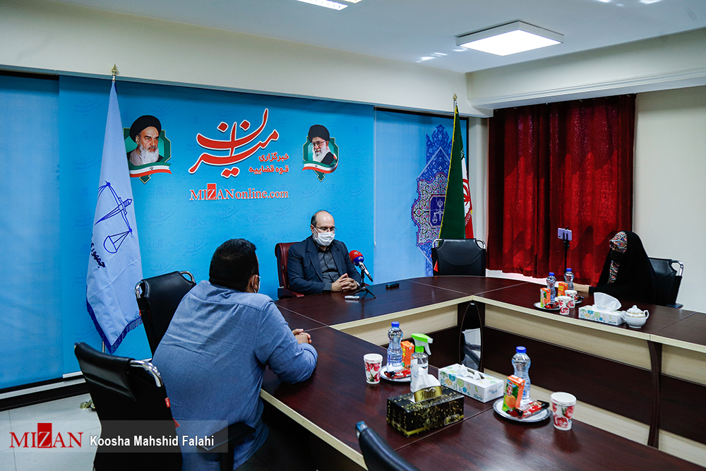 ثقفی: غیبت غیرموجه برای دانش آموزان ساکن در منطقه سفید/ هیچ مدرسهای حق الزام کردن اولیا برای خرید روپوش را ندارد ثقفی: غیبت غیرموجه برای دانش آموزان ساکن در منطقه سفید/ هیچ مدرسهای حق الزام کردن اولیا برای خرید روپوش را ندارد
