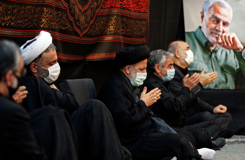 مراسم عزاداری عاشورای حسینی در دفتر رییس قوهقضاییه برگزار شد مراسم عزاداری عاشورای حسینی در دفتر رییس قوهقضاییه برگزار شد