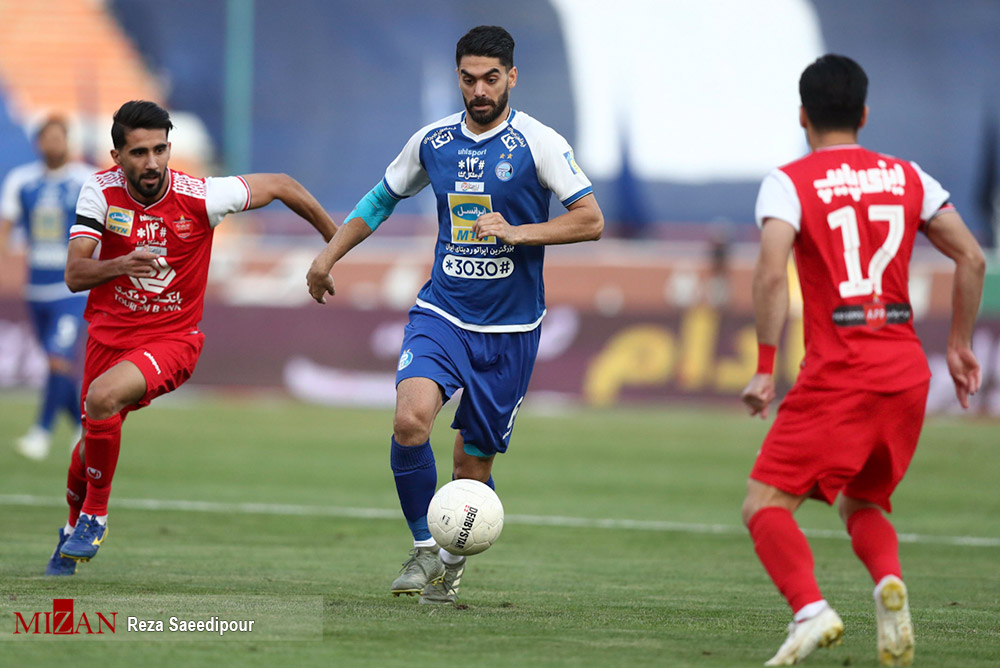 مدیرکل حقوقی وزارت ورزش: افزایش سرمایه دو باشگاه استقلال و پرسپولیس درحال انجام است