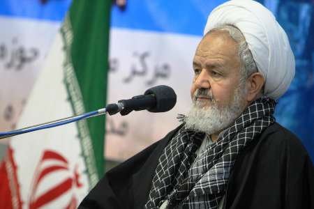 آمریکایی ها به دنبال پیاده سازی سناریو نفوذ در انقلاب اسلامی ایران هستند