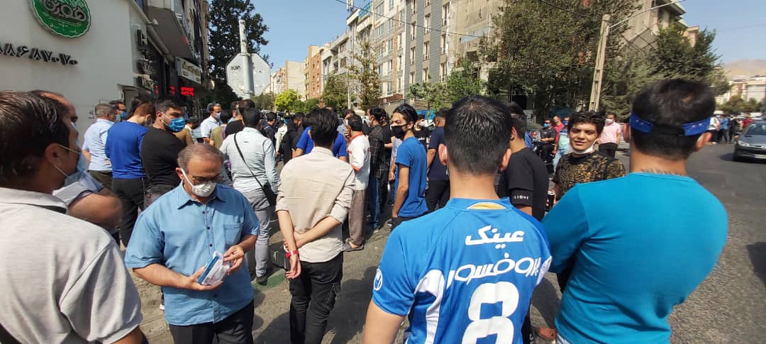 تجمع هواداران استقلال مقابل باشگاه تجمع هواداران استقلال مقابل باشگاه