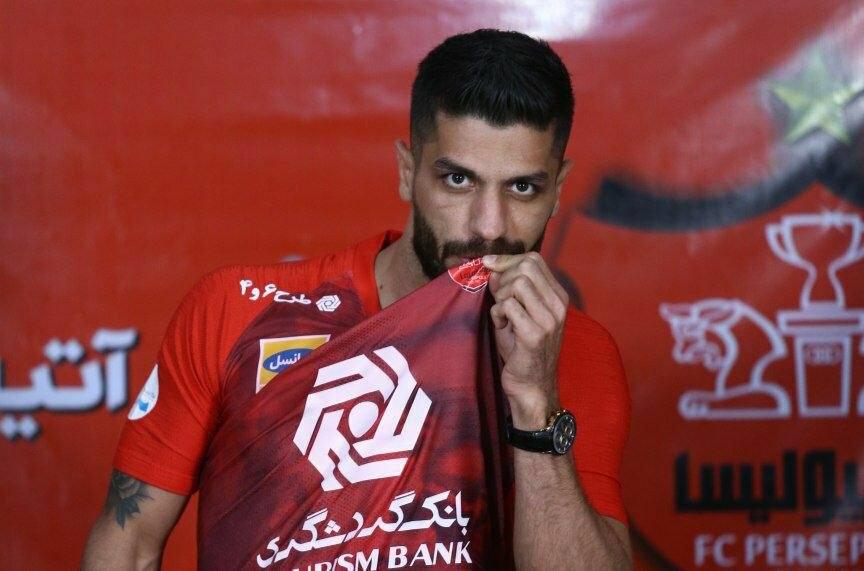 ماجرای مشکل خدمت وظیفه هافبک تیم پرسپولیس چیست؟