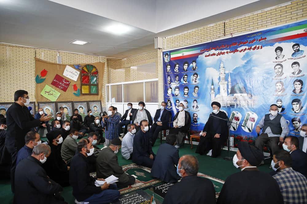 ضرب الاجل ۳ ماهه رییس دستگاه قضا برای حل مشکل مسکن مردم روستای «شیخ شبان» در چهارمحال و بختیاری ضرب الاجل ۳ ماهه رییس دستگاه قضا برای حل مشکل مسکن مردم روستای «شیخ شبان» در چهارمحال و بختیاری