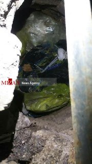 دفن غیرقانونی پسماندهای عفونی در محوطه بیرونی یک بیمارستان دفن غیرقانونی پسماندهای عفونی در محوطه بیرونی یک بیمارستان