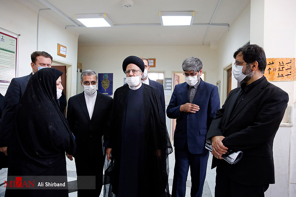 دستور رییس دستگاه قضا برای بررسی مجدد پرونده ورشکستگی و تملک کارخانه نساجی سبلان اردبیل توسط بانک/ بازدید سرزده آیت الله رئیسی از مجتمع قضایی شهید قدوسی اردبیل دستور رییس دستگاه قضا برای بررسی مجدد پرونده ورشکستگی و تملک کارخانه نساجی سبلان اردبیل توسط بانک/ بازدید سرزده آیت الله رئیسی از مجتمع قضایی شهید قدوسی اردبیل