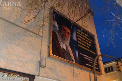 ابتکار جوانان آلمانی برای تبلیغ نامه دوم رهبر معظم انقلاب به جوانان غربی + تصاویر