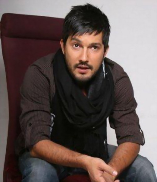 نگاهی به زندگینامه 
