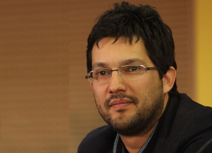 نگاهی به زندگینامه 
