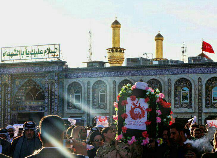 تشیع نمادین پیکر آیت الله نمر در بین الحرمین کربلا تشیع نمادین پیکر آیت الله نمر در بین الحرمین کربلا