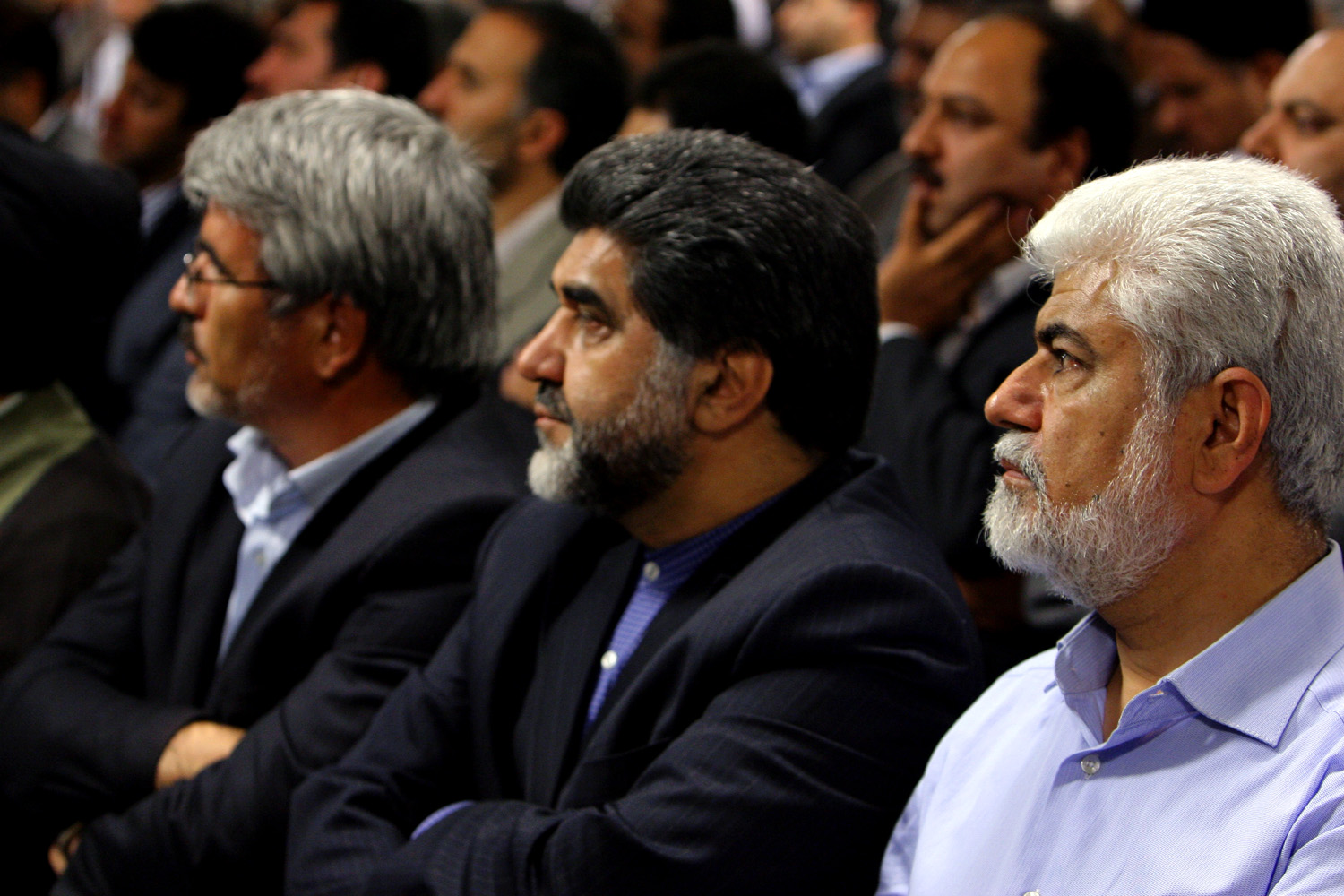 دیدار رهبر انقلاب با رییس و نمایندگان مجلس شورای اسلامی فکر در لباس قانون تجلی میکند بعد در سراسر وجود کشور سریان و جریان پیدا میکند