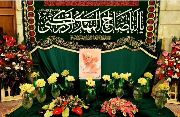 گل آرایی حرم زینب (س) به مناسبت سالروز ولادت آن حضرت +عکس و فیلم گل آرایی حرم زینب (س) به مناسبت سالروز ولادت آن حضرت +عکس و فیلم