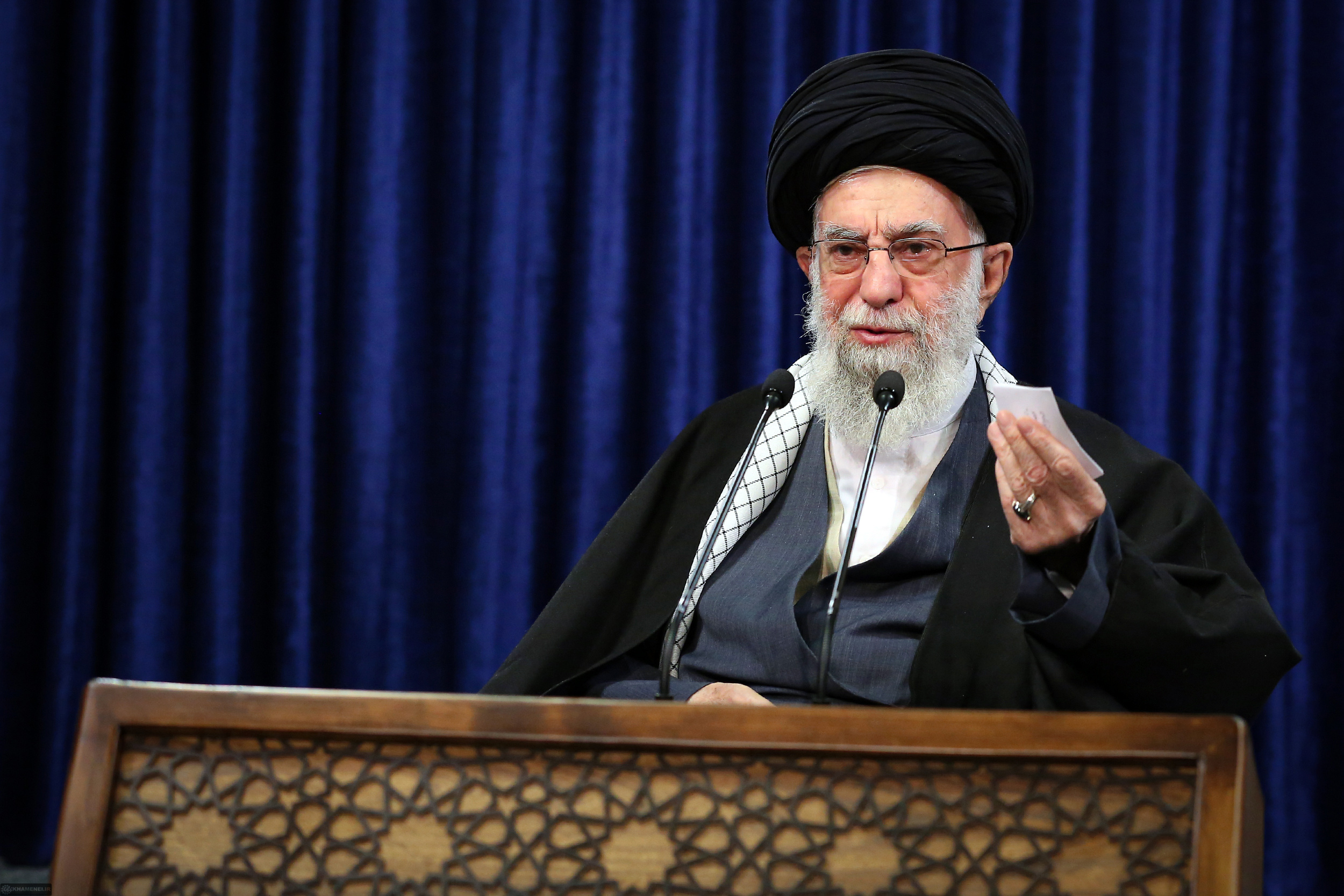 مطالبه‌ منطقی و مطالبه‌ عقلانی ما رفع تحریم‌ها است