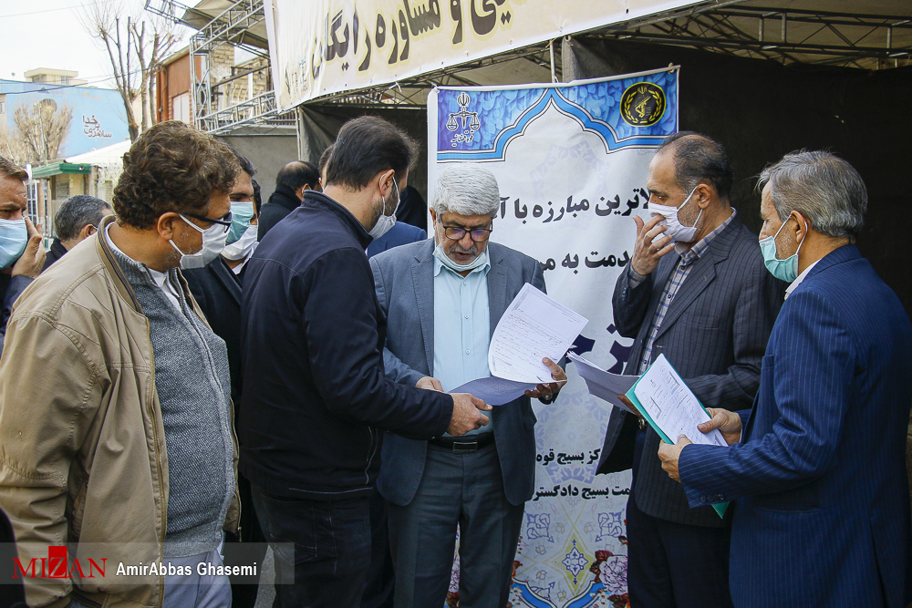طرح چهارشنبههای خدمت جهادی امروز در دادگستری ری برگزار شد طرح چهارشنبههای خدمت جهادی امروز در دادگستری ری برگزار شد