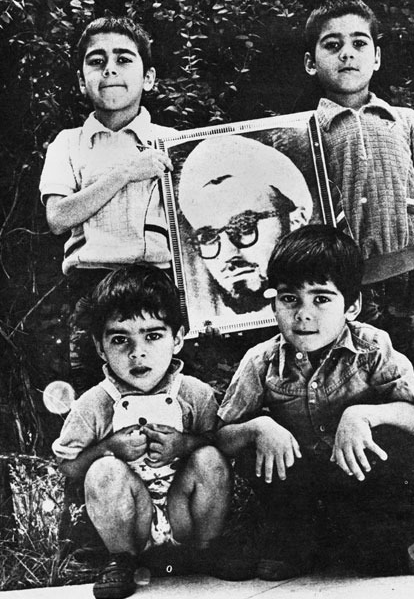 «سید علی اندرزگو»؛ مبارز هزار چهرهای که ساواک نتوانست دستگیرش کند «سید علی اندرزگو»؛ مبارز هزار چهرهای که ساواک نتوانست دستگیرش کند