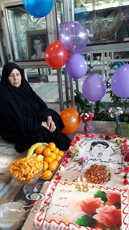 روایتی متفاوت از مادران شهدا؛ از مادر شهید ژاپنی تا مادری که شهدا به عیادتش آمدند روایتی متفاوت از مادران شهدا؛ از مادر شهید ژاپنی تا مادری که شهدا به عیادتش آمدند