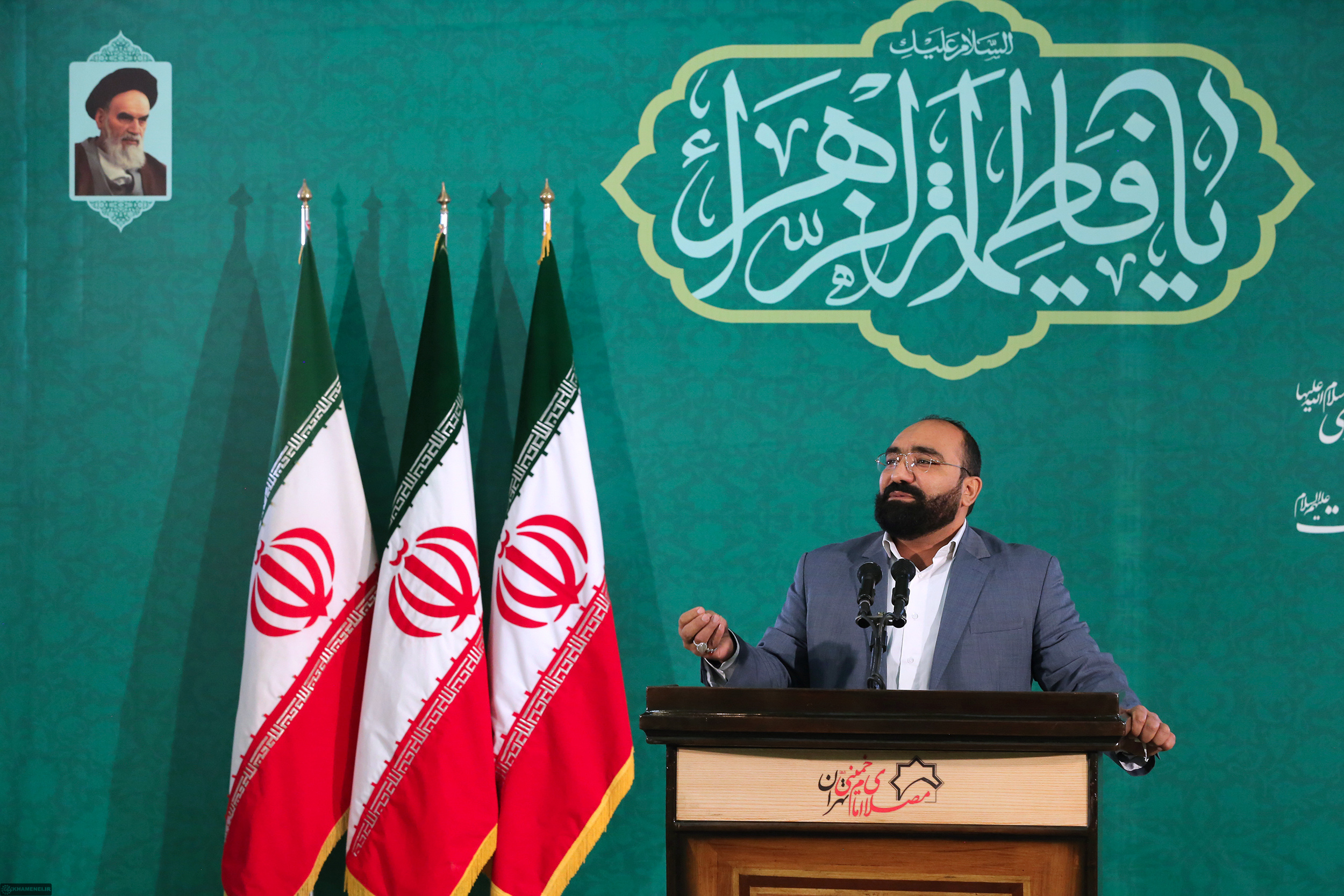 رهبر معظم انقلاب در ارتباط تصویری با مداحان رشد و پیشرفت زنان؛ به برکت نظام جمهوری اسلامی