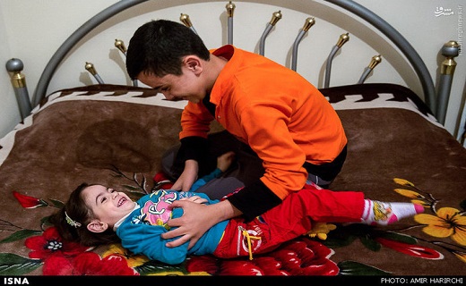 دختری که بدنش سم تولید می‌کند