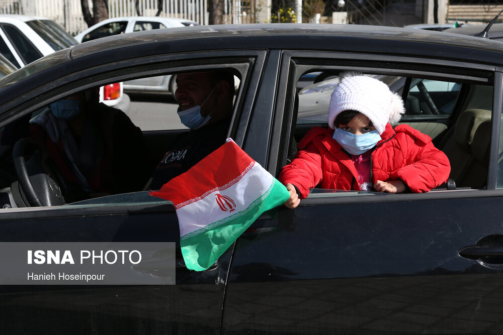کودکان نسل ششم انقلاب هم در میدان بودند +عکس