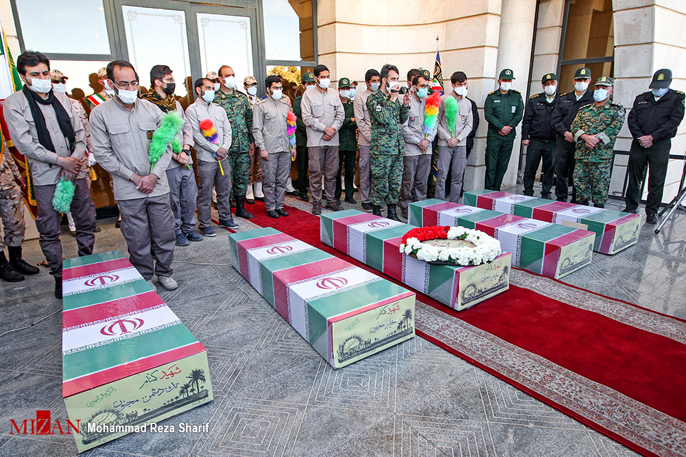 ورود پیکر مطهر پنج شهید گمنام تازه تفحص شده دفاع مقدس به اصفهان + تصاویر ورود پیکر مطهر پنج شهید گمنام تازه تفحص شده دفاع مقدس به اصفهان + تصاویر