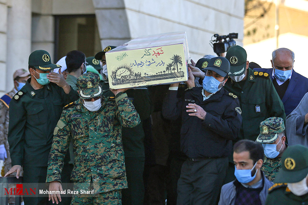 ورود پیکر مطهر پنج شهید گمنام تازه تفحص شده دفاع مقدس به اصفهان + تصاویر ورود پیکر مطهر پنج شهید گمنام تازه تفحص شده دفاع مقدس به اصفهان + تصاویر