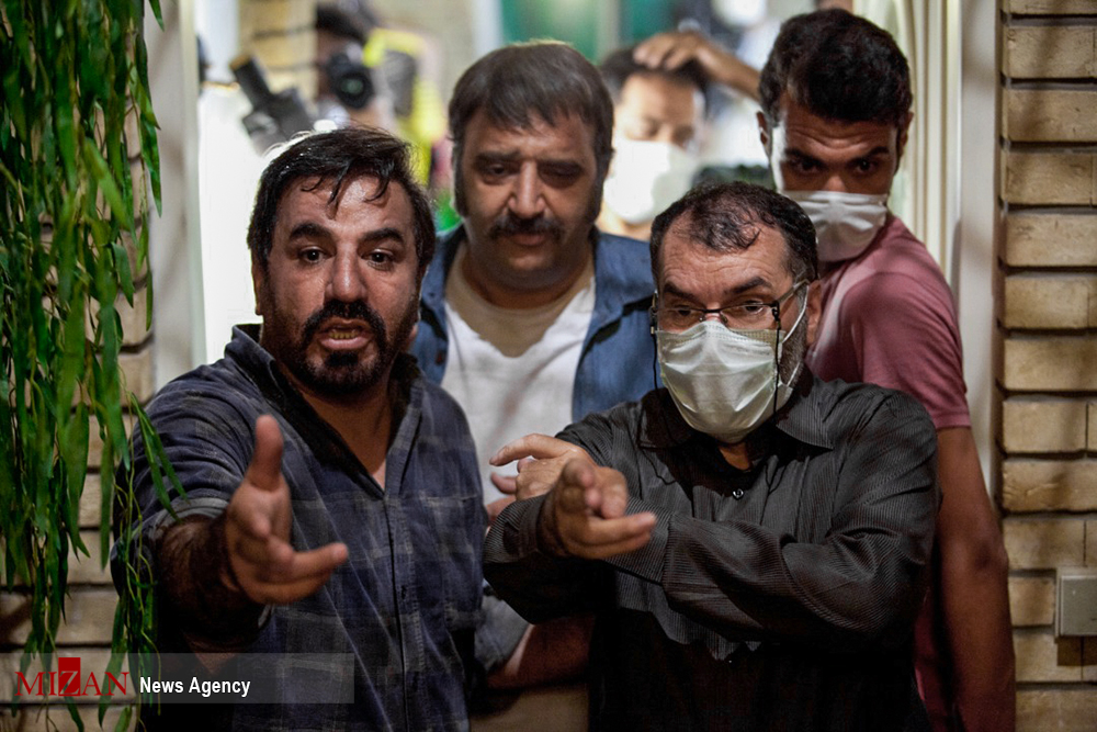 سلیمانی: «ده نمکی» نقد میشود چون مرزی برایش وجود ندارد/هر کسی جرات ساخت «دادستان» را نداشت سلیمانی: «ده نمکی» نقد میشود چون مرزی برایش وجود ندارد/هر کسی جرات ساخت «دادستان» را نداشت