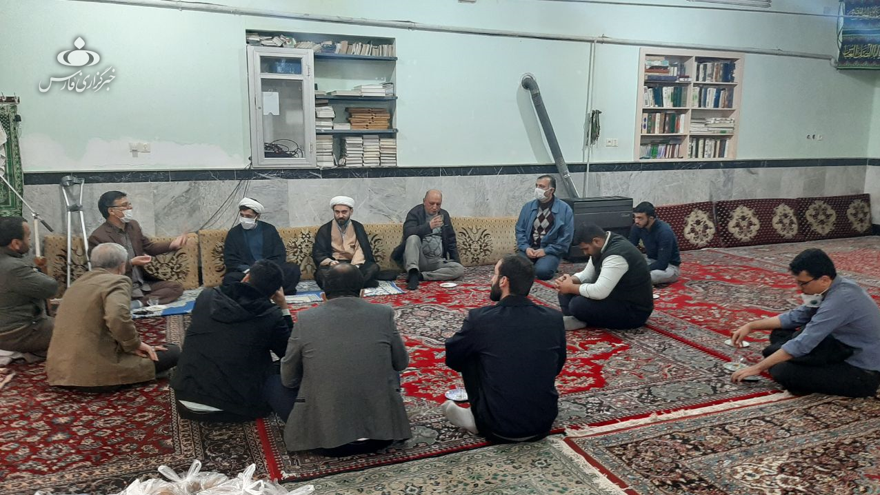 طلبه جوانی که ۱۵۰۰ نفر را مشغول به کار کرد +عکس طلبه جوانی که ۱۵۰۰ نفر را مشغول به کار کرد +عکس